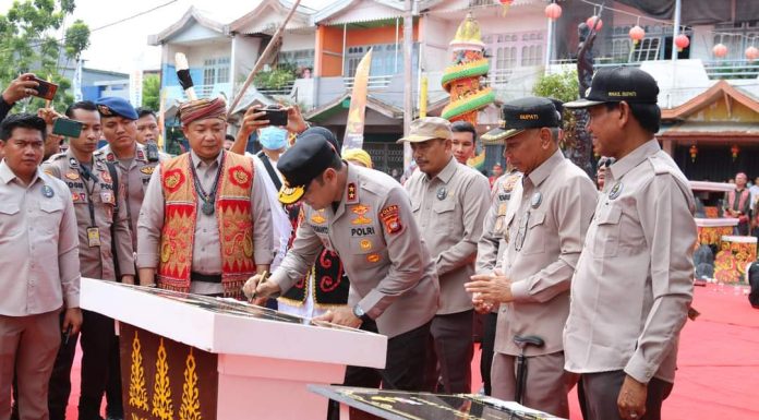 Kapolda Kalbar Hadiri Ritual Adat di Tugu Tolak Bala, Rangkaian Napak Tilas Ketapang