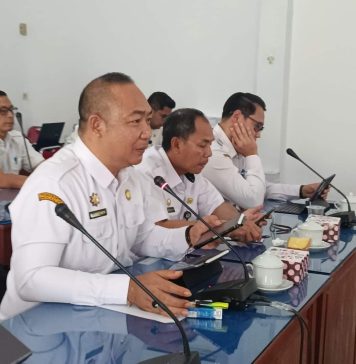 Sekda Bersama Banggar DPRD Ketapang Gelar Rapat Bahas RAPBD Tahun Anggaran 2024