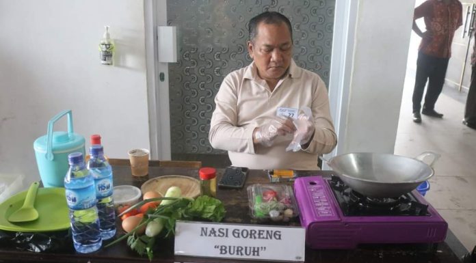Unjuk Kebolehan Pejabat Pemkab Ketapang Lomba Masak Nasi Goreng
