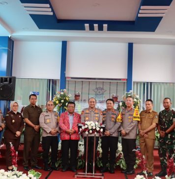 Jalin Silaturahmi Kapolda Kalbar Sambangi Yon Armed 16 Komposit Ngabang