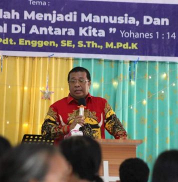 Heri Saman Hadiri Perayaan Natal Daerah V GPPIK dan Natal Jemaat Tasik Galilea Antus
