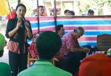 Hadiri Pelantikan Timanggong Desa Angkaras, Karolin Jelaskan Perda Kelembagaan Adat