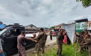 Alat Peraga Kampanye Diduga Langgar Aturan Pemasangan Ditertibkan