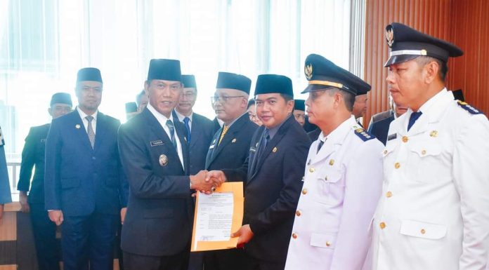 80 Pejabat Pemkab Ketapang Dilantik
