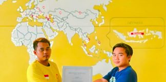 Pengemudi Maxim di Pontianak Terima Penghargaan, Bawa Penumpang Yang Melahirkan Didalam Mobil