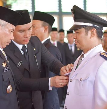 Lima Pejabat Administrator Pemkab Ketapang Dilantik
