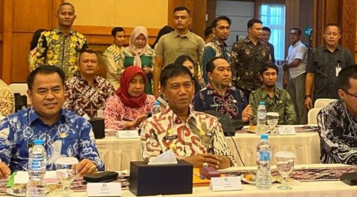 Wabup Ketapang Nilai Kerusakan Infrastruktur Ikut Berpengaruh Pada Tingginya Harga Sembako