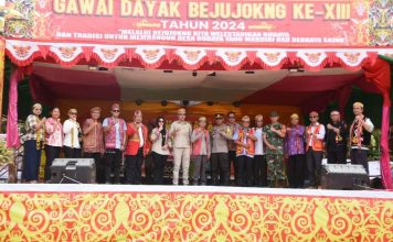 Gawai Dayak Bejujokng XIII Desa Gema Simpang Dua Digelar