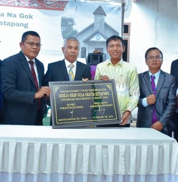 Gereja HKBP Sola Gratia Ketapang Diresmikan, Ini Harapan Bupati Martin Rantan