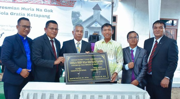 Gereja HKBP Sola Gratia Ketapang Diresmikan, Ini Harapan Bupati Martin Rantan