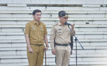 Bupati Ketapang Tekankan Disiplin Pegawai Saat Pimpin Apel Gabungan ASN