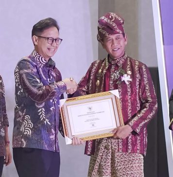 Pemkab Ketapang Terima Sertifikat Bebas Frambusia Dari Kemenkes RI