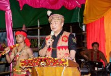 Sekda Ketapang Tutup Gawai Adat Bejujokng XIII Desa Gema