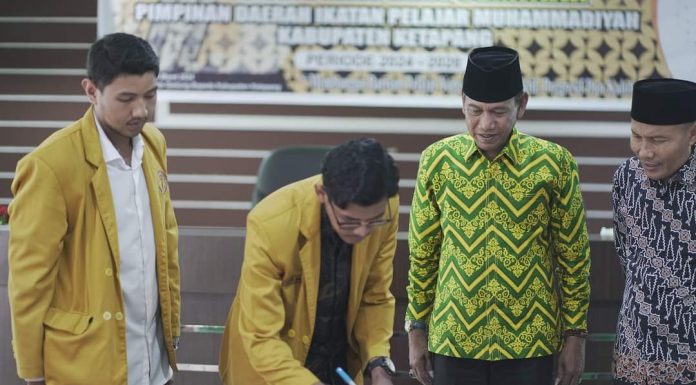 Wabup Farhan Hadiri Pengukuhan Ikatan Pemuda Muhammadiyah Periode 2024-2026