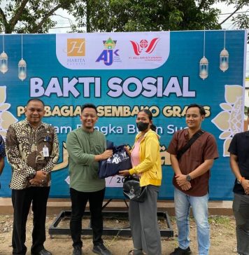 AJK Ketapang Gelar Bakti Sosial, Bagikan Sejumlah Paket Sembako