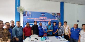 Pengusaha Muda Yulius Aho Daftar Bacalon Bupati Landak Melalui Demokrat