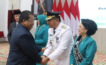 Hadiri Pelantikan Pj. Bupati Landak, Ini Harapan Heri Saman Untuk Gutmen Nainggolan