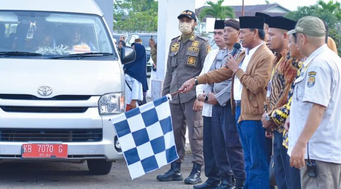 244 Calon Jemaah Haji Ketapang Diberangkatkan Menuju Pontianak