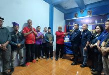 Didampingi Tokoh Agama, Masyarakat dan Ormas, Heri Saman Kembalikan Berkas Pendaftaran Ke Partai Nasdem