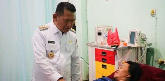 Tinjau Pelayanan RSUD, Pj. Bupati Landak Gutmen Ajak Nakes Bekerja Sepenuh Hati