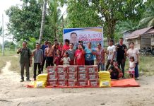Relawan Andreas Lani Salurkan Bantuan Banjir di Temiang Sawi