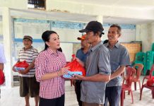 Korban Banjir Sengah Temila Terima Bantuan Sembako, Karolin Sebut Perlu Ada Mitigas Bencana