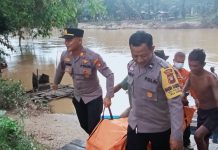 Sepekan Dinyatakan Hilang, Mudzakir Ditemukan Meninggal Dunia Dibantaran Sungai Landak