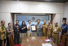 Rapat Bersama KPU Landak, Gutmen : Pemkab Dukung Tugas KPU
