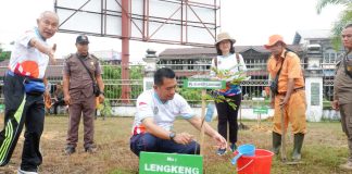 Pemkab Landak Gelar Tanam Pohon Bersama Pada Peringatan Hari Lingkungan Hidup se Dunia