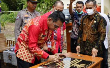 Desa Kayu Ara Jelimpo Deklarasi Open Defecation Free