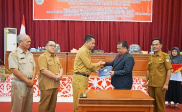 Pj. Bupati Landak Sampaikan Rancangan KUA dan PPAS APBD Tahun 2025 ke DPRD