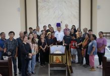 Pj. Bupati Gutmen Nainggolan Ikuti Prosesi Pemakaman Ibunda Sekda Landak