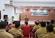 Rakor Kepala Desa se Kabupaten Landak, Gutmen Ingatkan Kades Beri Pelayanan Terbaik ke Masyarakat