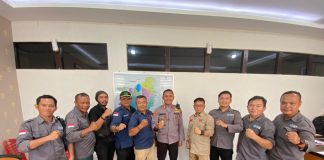 Kapolres Landak Apresiasi Agenda Penanaman Pohon di Air Terjun Riam Dait Rangkaian HUT IWO