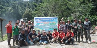 Ikatan Wartawan Online Landak Inisiasi Penghijauan di Lokasi Wisata Alam Air Terjun Rombo Dait