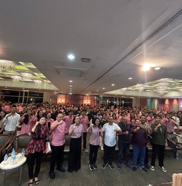Milenial Puji Kepemimpinan Karolin Membangun Landak