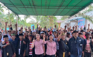 Karolin Ajak Masyarakat Desa Rantau Panjang Gunakan Hak Pilih Pada 27 November