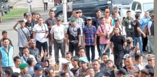Ricuh Antar Pendukung Saat Debat Publik, Polisi Berhasil Kendalikan Masa Dengan Pengamanan Berlapis