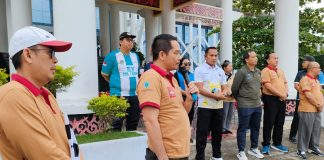 Pj. Sekda Landak Buka Kegiatan Gerak Jalan Sehat dan Senam Massal