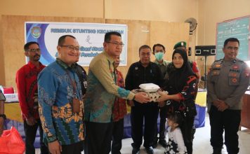 Gutmen Buka Rakor TPPS dan Serahkan Makanan Tambahan Bergizi di Kuala Behe