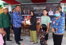 Tinjau Operasi Pasar, Gutmen Pastikan Kebutuhan Pokok Masyarakat Aman Jelang Hari Raya
