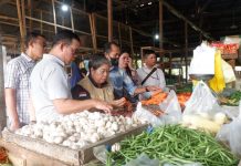 Tim Satgas Pangan Landak Gelar Sidak Pasar Pastikan Stabilitas Harga Kebutuhan Pokok