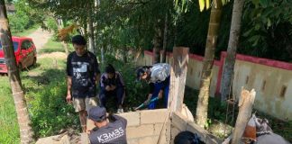 Tempat Pembuangan Sampah, Karya Mahasiswa KKM UPGRI Pontianak Bekerja Sama Dengan Pemerintah Desa Untuk Penegasan Sikap Mencintai Lingkungan Go Green