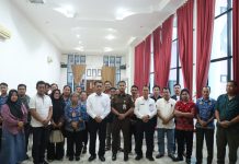 Pastikan Ketersediaan Cukup Jelang Nataru, Pj. Bupati Landak Gelar Pertemuan Dengan Agen Beras dan Pemilik Pangkalan Gas