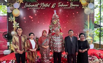Cornelis Gelar Open House Natal Dua Hari