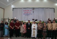 Gutmen Nainggolan Hadiri Misa Natal di Gereja Sabil Suci Ngabang