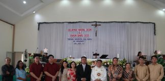 Gutmen Nainggolan Hadiri Misa Natal di Gereja Sabil Suci Ngabang