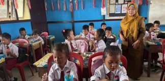 Pemkab Landak Mulai Uji Coba Makan Bergizi Gratis Sasar Siswa di SDN 09 Ngabang