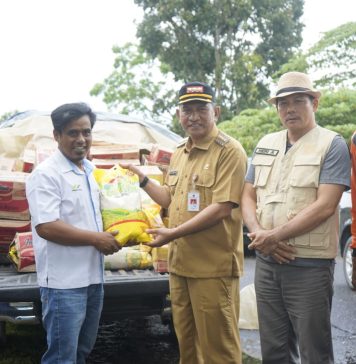 Pemkab Landak Terima Bantuan Banjir Dari PTPN IV Regional V Kalimantan