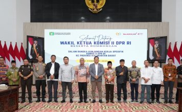 Pj. Bupati Landak Hadiri Rapat Bersama Komisi II DPR RI Bahas Evaluasi Pemilu 2024